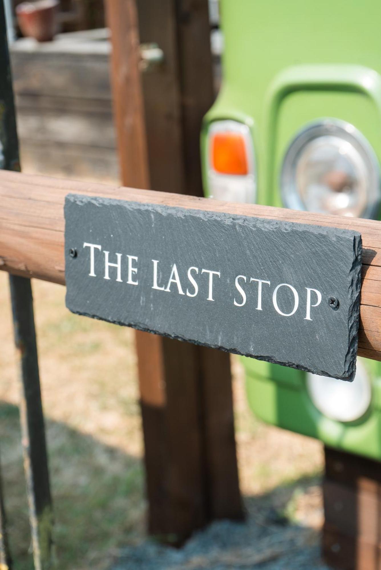 Swallowfield Glamping-the Last Stop Campsite
